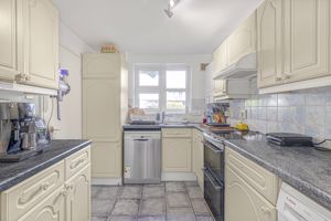 Kitchen- click for photo gallery